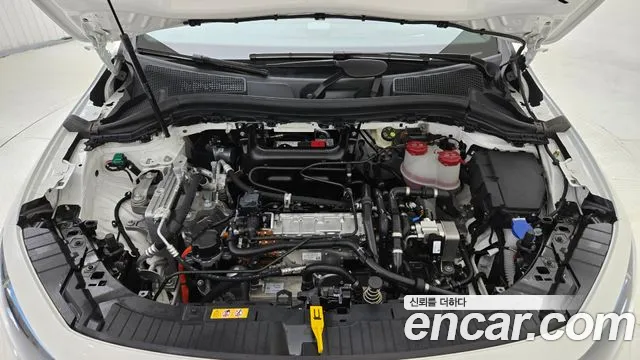 Mercedes-Benz EQA — Фото автомобиля 6