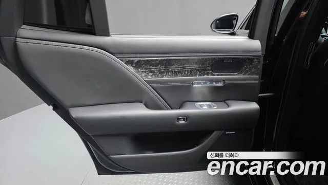 Genesis G90 RS4 — Фото автомобиля 14
