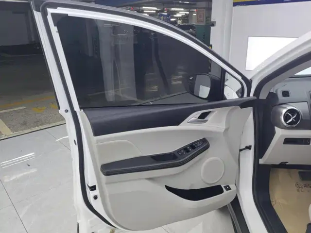 BYD Yuan Pro — Фото автомобиля 7