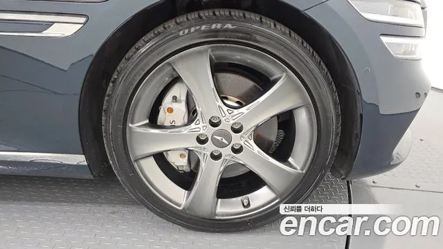 Genesis G80 Бензин 2.5 турбо AWD — Фото автомобиля 21