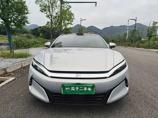 BYD Han L — Фото автомобиля 2