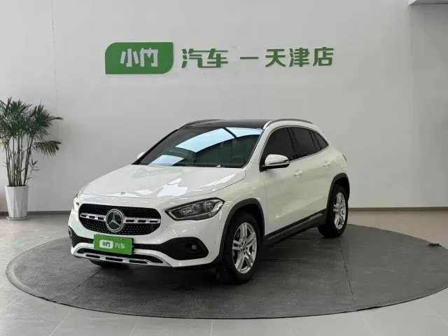 Фотография автомобиля — Mercedes-Benz GLA-Class