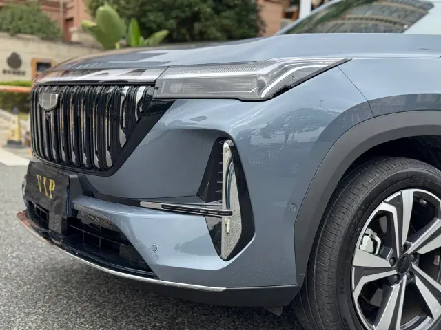 Geely Boyue L — Фото автомобиля 8