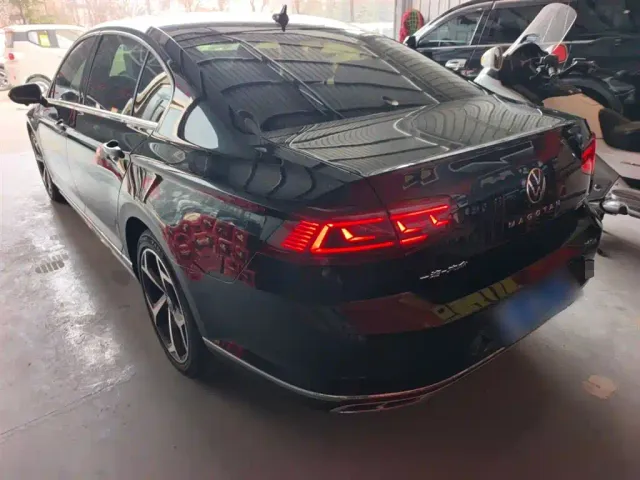 Volkswagen Magotan — Фото автомобиля 22
