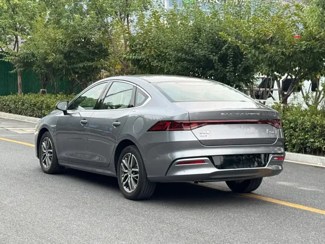 BYD Qin PLUS — Фото автомобиля 19
