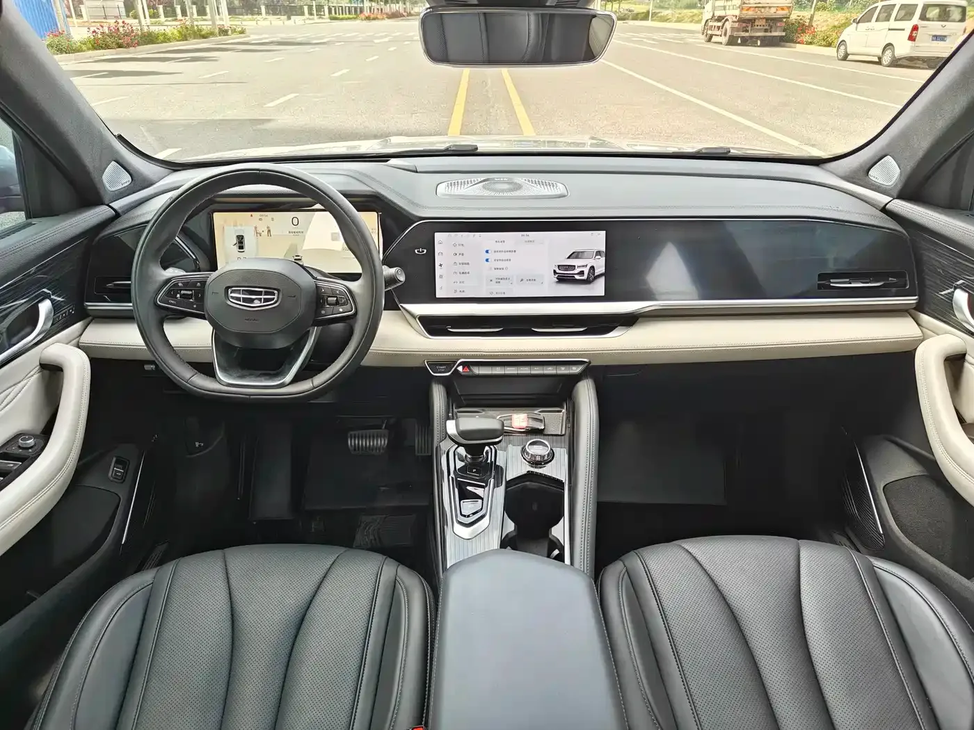 Geely Xingyue L 2023 2.0TD High-power Automatic 2WD Flagship — Фото автомобиля 6