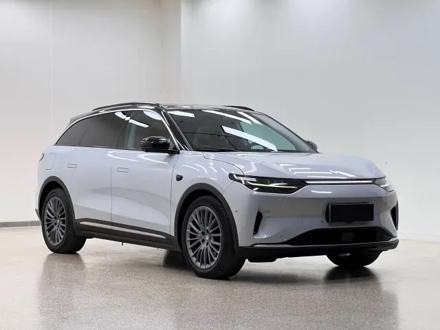 Leapmotor C11 — Фото автомобиля 3