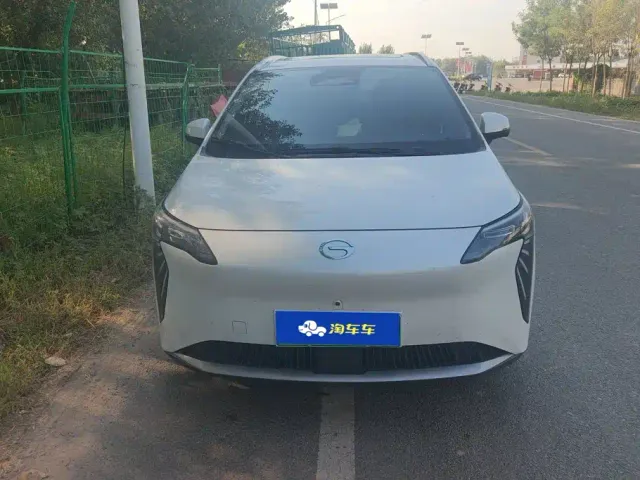 GAC Aion Y — Фото автомобиля 2