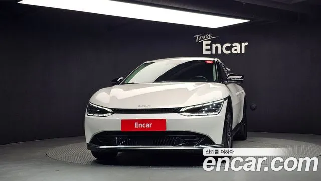 Kia EV6 — Фото автомобиля 3