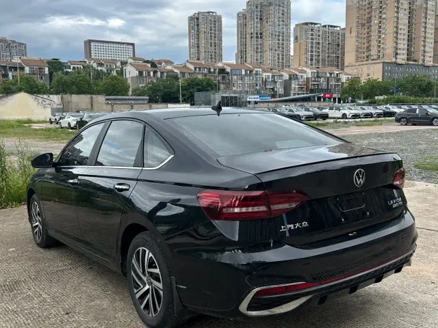 Volkswagen Lavida — Фото автомобиля 7