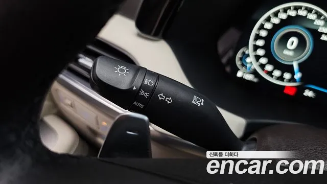 Hyundai Palisade Palisade Дизель 2.2 2WD — Фото автомобиля 28