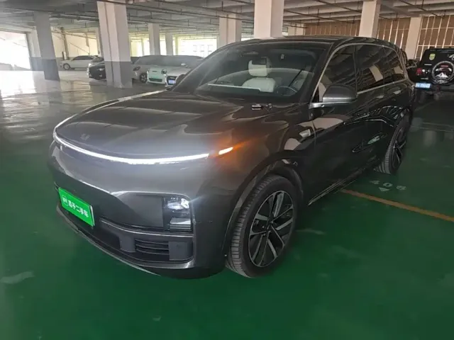Фотография автомобиля — Li Auto L9