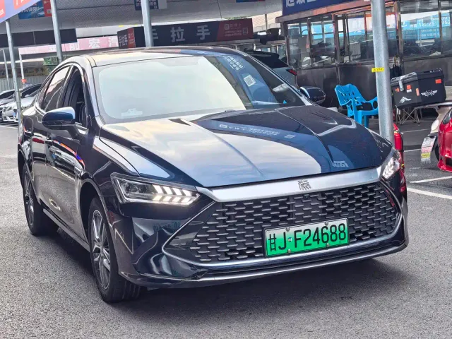 BYD Qin PLUS — Фото автомобиля 3