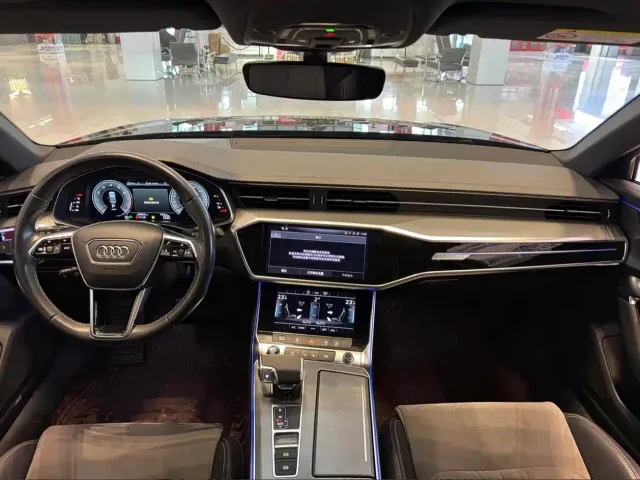 Audi A6L — Фото автомобиля 6