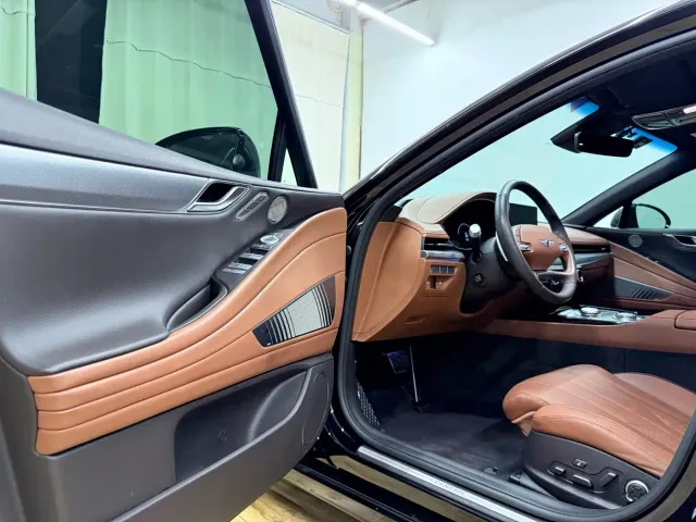 Genesis G80 — Фото автомобиля 25