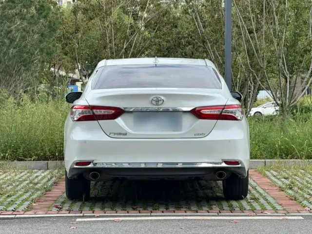 Toyota Camry — Фото автомобиля 17