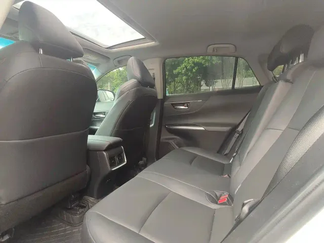 Toyota Venza — Фото автомобиля 17