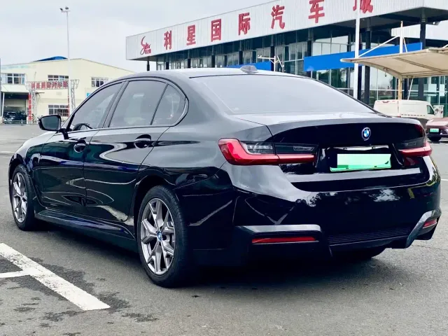 BMW i3 — Фото автомобиля 7