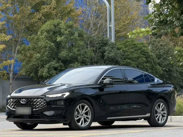 Ford Mondeo — Фото автомобиля 16