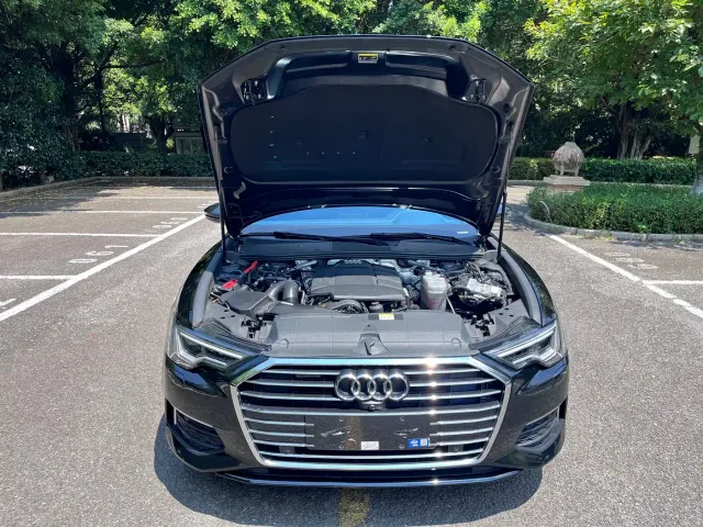 Audi A6L — Фото автомобиля 12