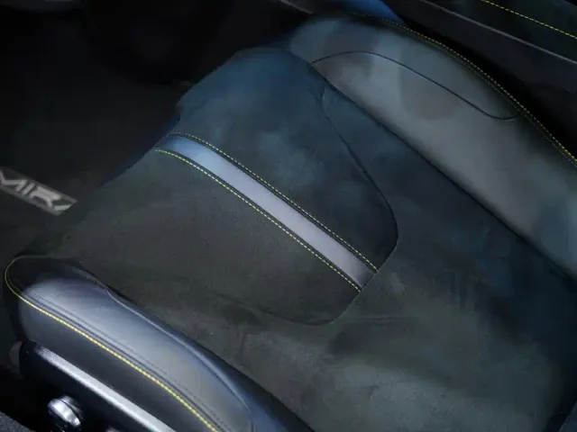 Lotus Emira — Фото автомобиля 21