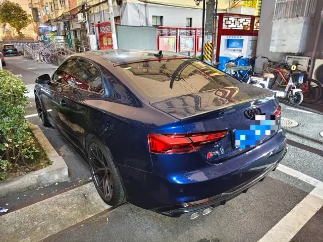 Audi S5 — Фото автомобиля 4