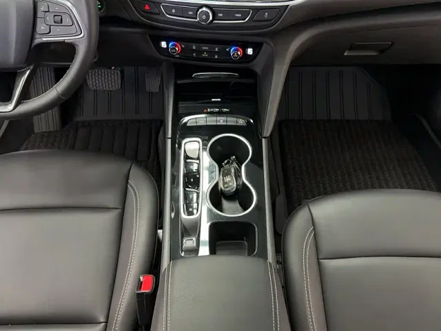 Buick Regal 2024 25T Ultra Comfort Edition — Фото автомобиля 9