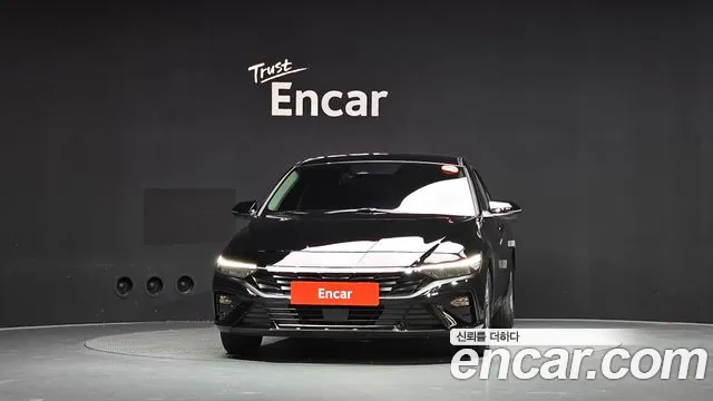 Hyundai AVANTE Новый Avante (CN7) — Фото автомобиля 3