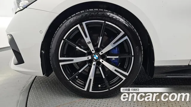 BMW 5 Series G60 — Фото автомобиля 4