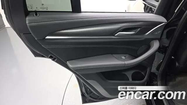 BMW X4 xDrive20i M Sport — Фото автомобиля 23