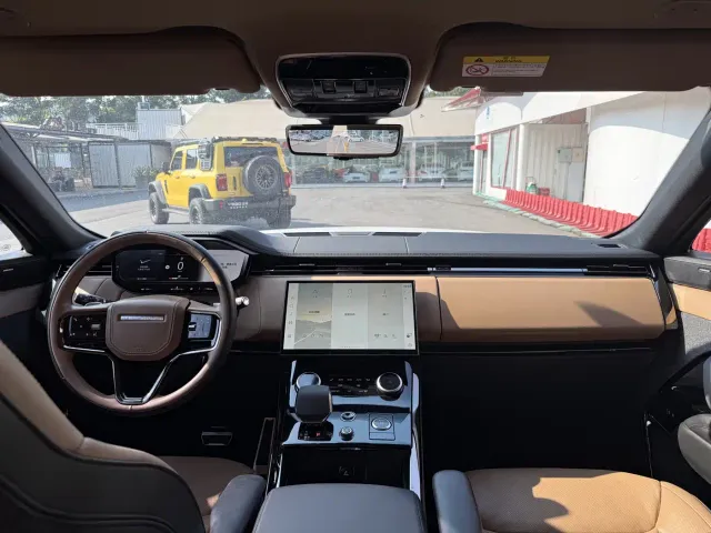 Land Rover Range Rover Sport — Фото автомобиля 11