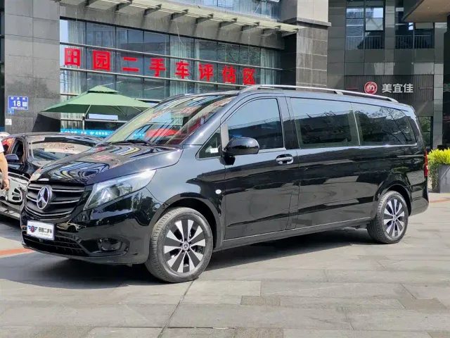 Фотография автомобиля — Mercedes-Benz Vito