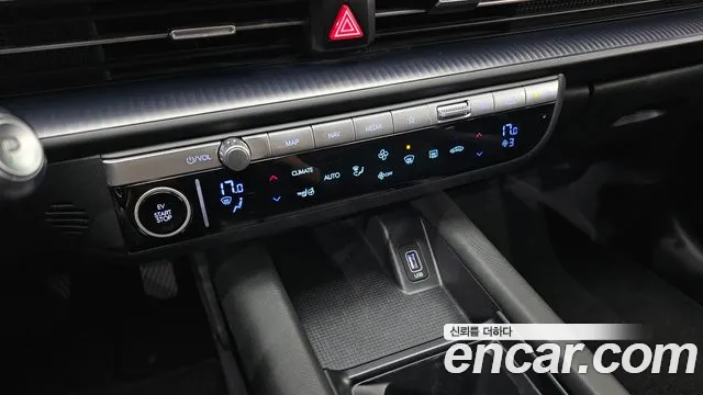 Hyundai Ioniq 6 — Фото автомобиля 18