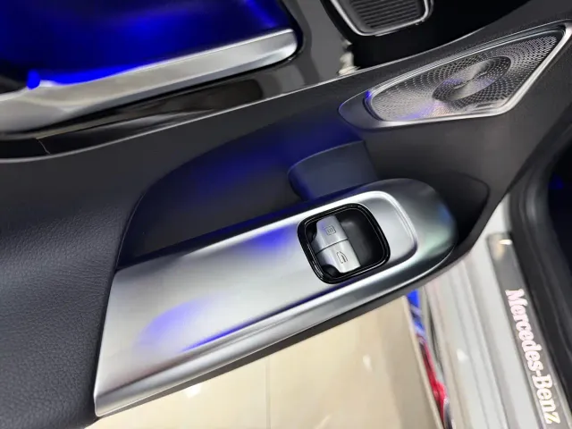 Mercedes-Benz C-Class — Фото автомобиля 6