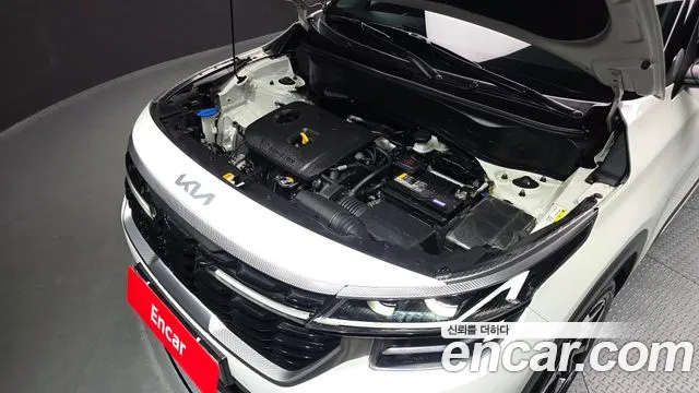 Kia Seltos Новый Seltos Бензин 2.0 2WD — Фото автомобиля 6