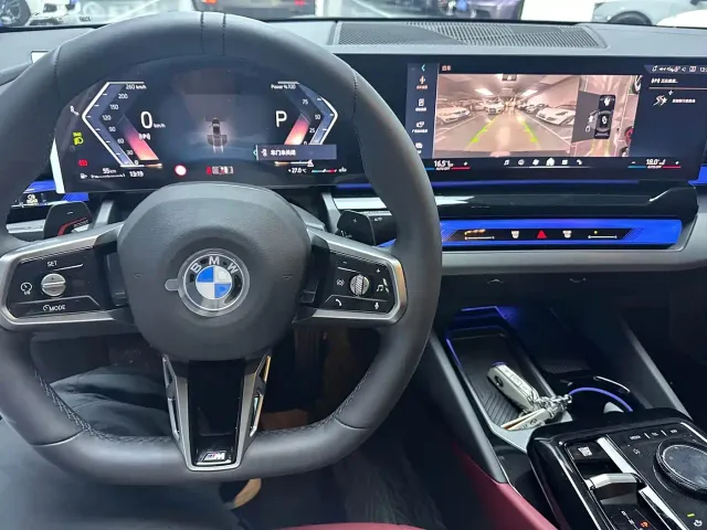 BMW 5 Series — Фото автомобиля 5