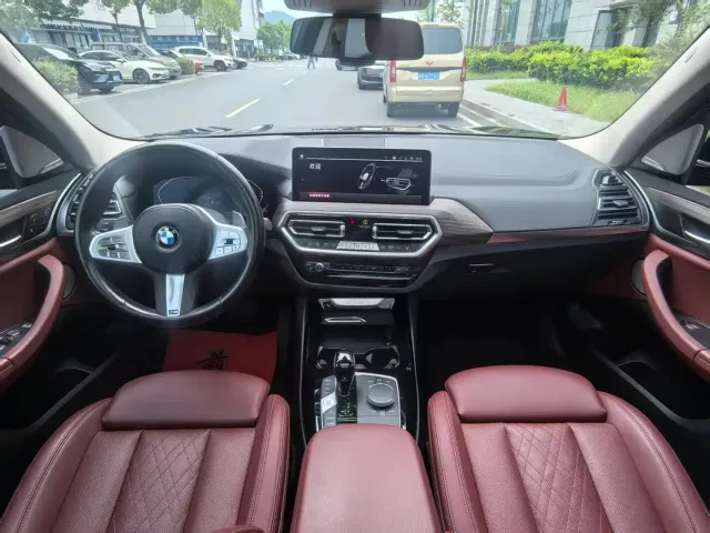 BMW X3 — Фото автомобиля 12
