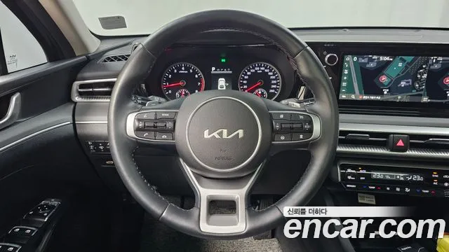 Kia K5 Generation 3 — Фото автомобиля 12
