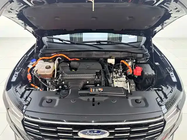 Ford Edge — Фото автомобиля 12