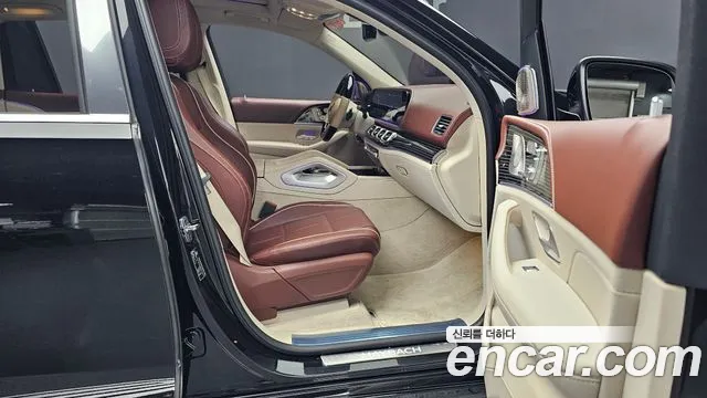 Mercedes-Benz GLS-Class — Фото автомобиля 11