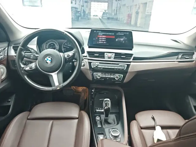 BMW X1 — Фото автомобиля 12