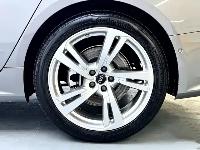 Audi A7L — Фото автомобиля 18