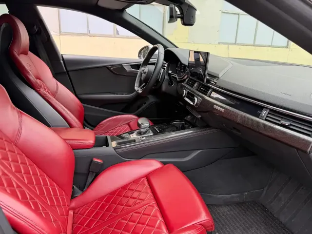 Audi S5 — Фото автомобиля 12