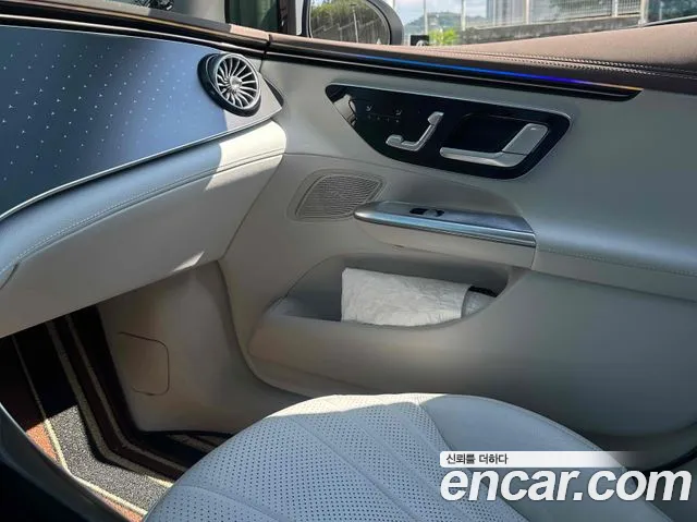 Mercedes-Benz EQE V295 — Фото автомобиля 12