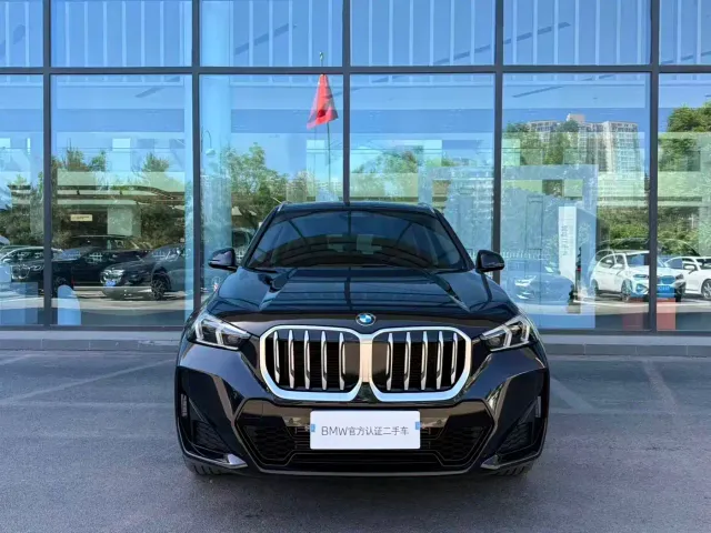 BMW X1 — Фото автомобиля 2