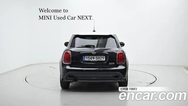 Mini Cooper Cooper 5 дверей Classic — Фото автомобиля 4