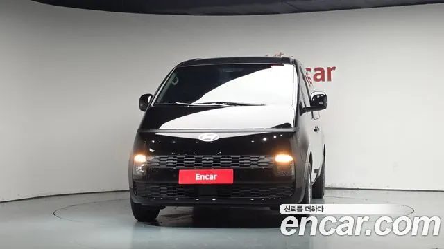 Hyundai Staria Новый Staria — Фото автомобиля 3