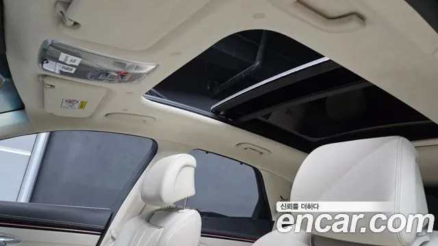 Genesis GV70 — Фото автомобиля 27