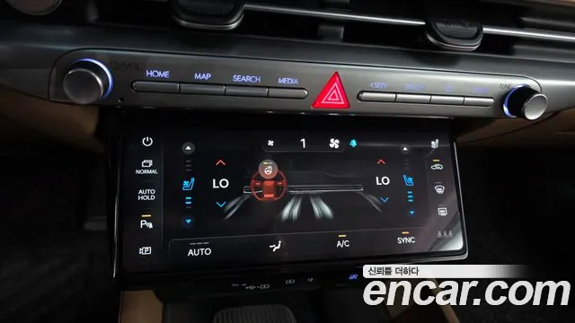 Hyundai Grandeur Grandeur (GN7) 3.5 Бензин 4WD — Фото автомобиля 16