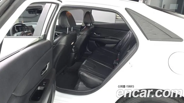 Hyundai AVANTE Новый Avante (CN7) — Фото автомобиля 11